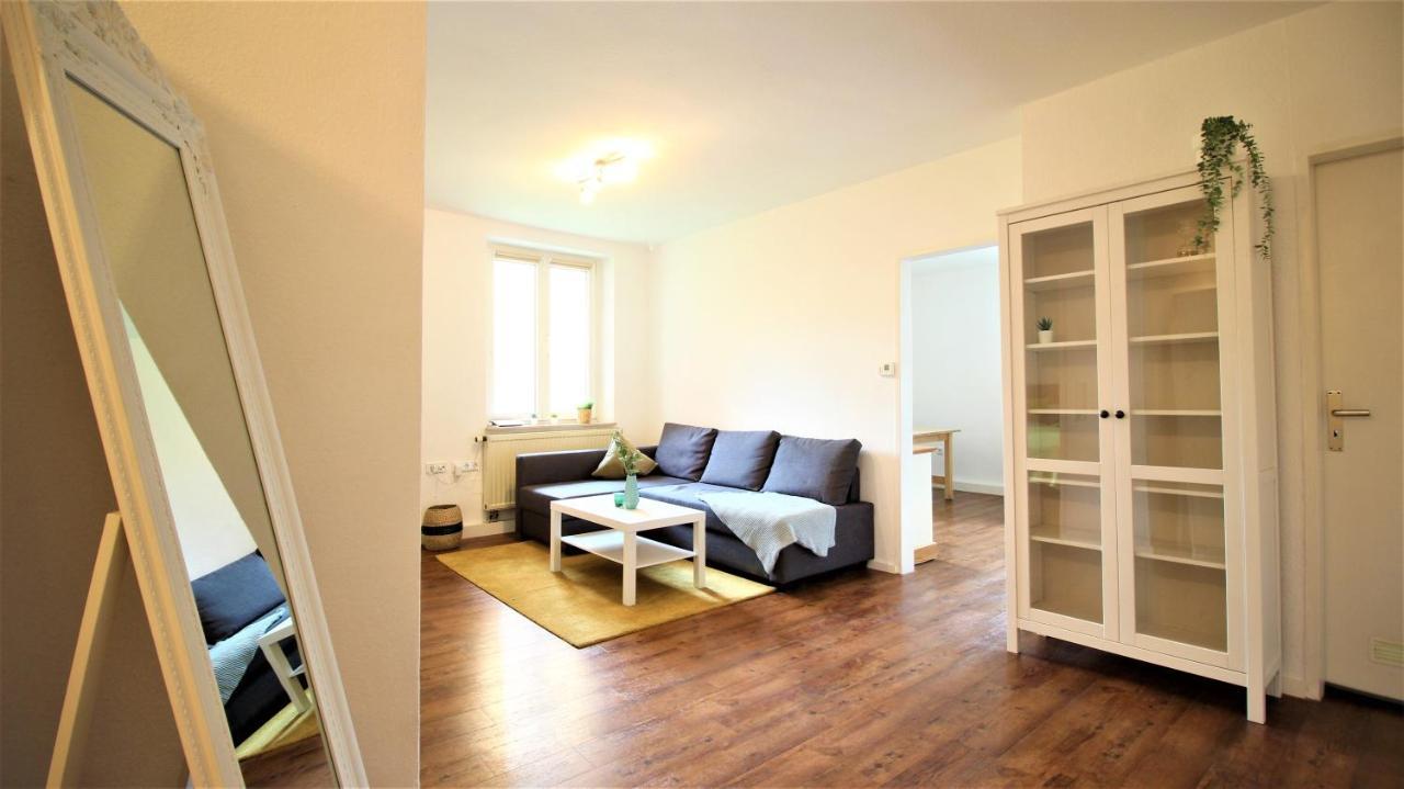 Zentral Wohnen - Inkl. Privatem Stellplatz Apartment เวิร์ซบวร์ก ภายนอก รูปภาพ