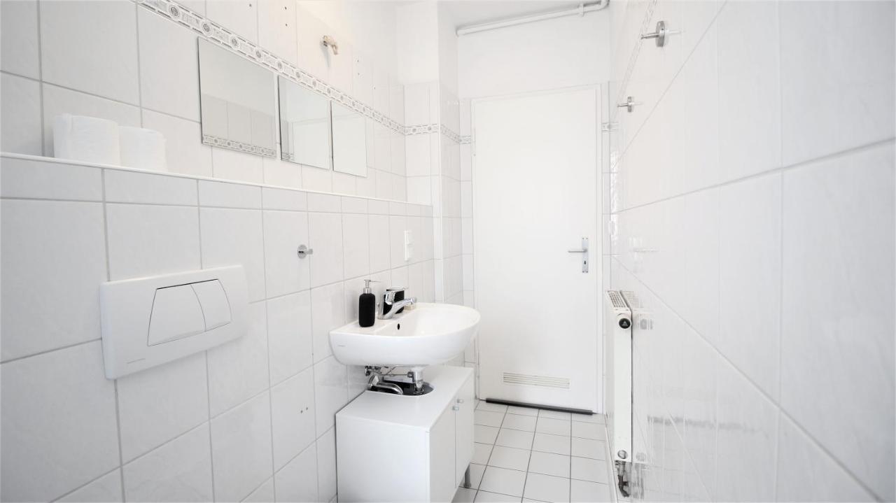 Zentral Wohnen - Inkl. Privatem Stellplatz Apartment เวิร์ซบวร์ก ภายนอก รูปภาพ